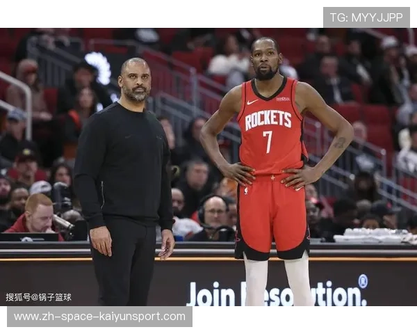 杜兰特背靠背出战末节4中1，体能考验成火箭逆转关键因素